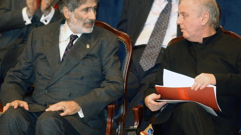 Palestinian writer Edward Said, left, and Argentine-born Israeli musician Daniel Barenboim. (Photo: Pierre-Philippe Marcou/AFP)